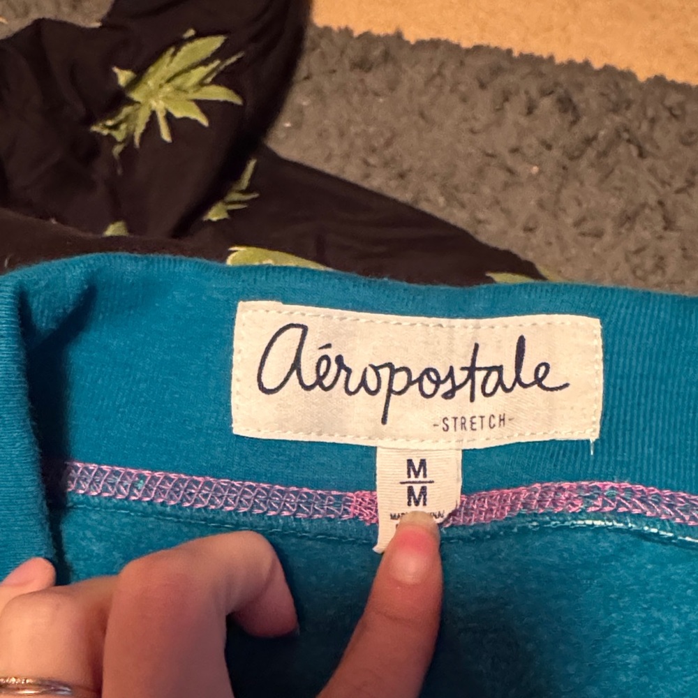 Aeropostale sweatpants - Picture 2 of 2